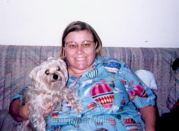 tina-mollie-couch.jpg
